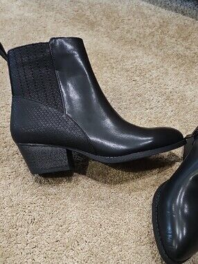 Chinese Laundry Black Pointed Toe Ankle Booties